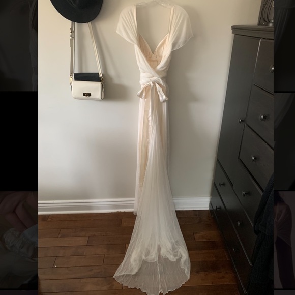 Anna Campbell Freja Wedding Dress - Picture 9 of 15